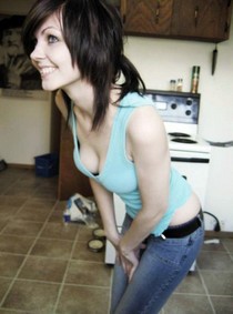 Gaping blond slut gets her