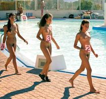 Lots of nude amateurs